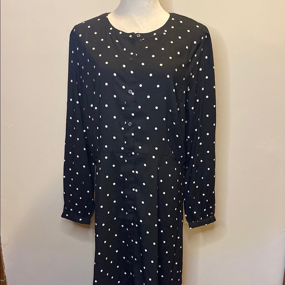LOFT Black and White Long Sleeve Sheath Dress